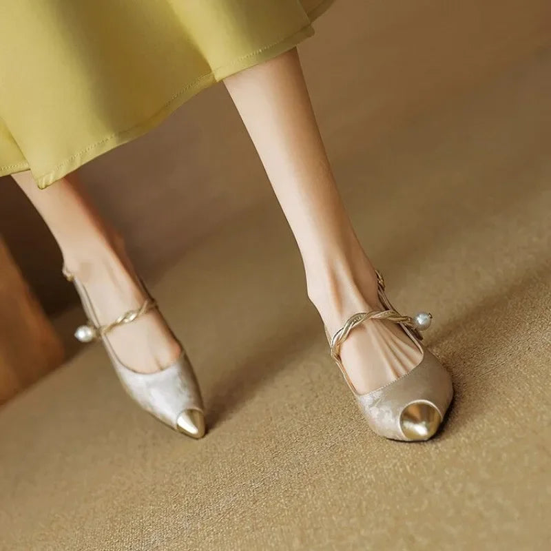 Elegáns magas sarkú cipő Margarete – 4. kép