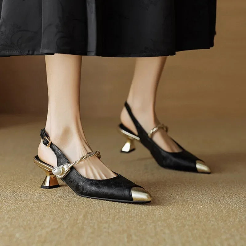 Elegáns magas sarkú cipő Margarete – 5. kép