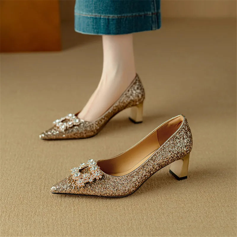 Csillogó pumps Theresa – 4. kép
