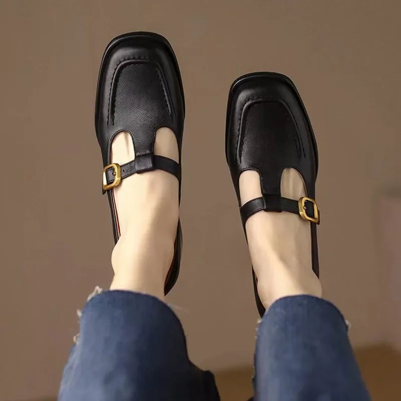 T-pántos cipő vintage stílusban Emilia – 7. kép