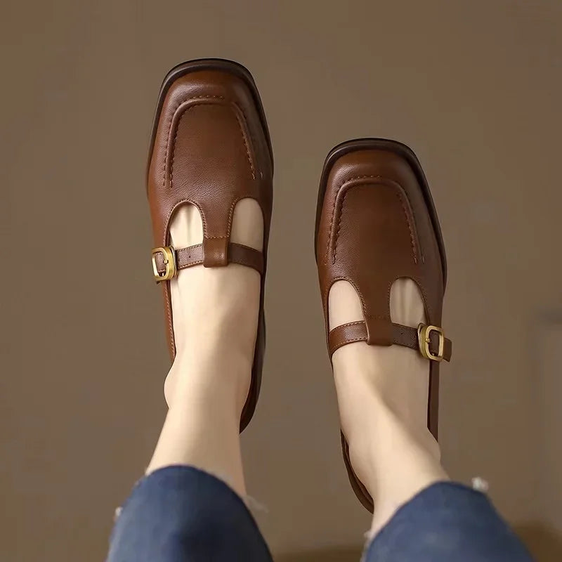 T-pántos cipő vintage stílusban Emilia – 8. kép