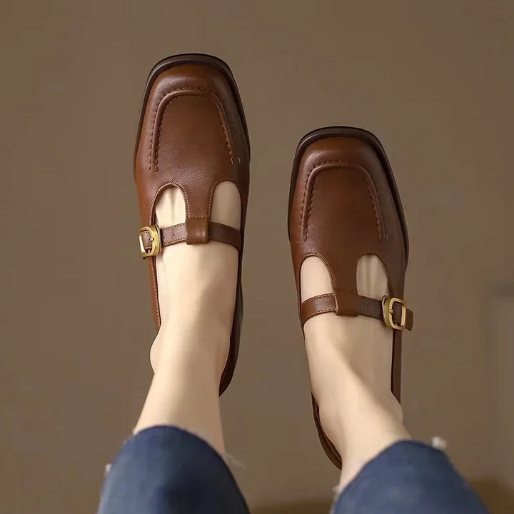 T-pántos cipő vintage stílusban Emilia – 8. kép