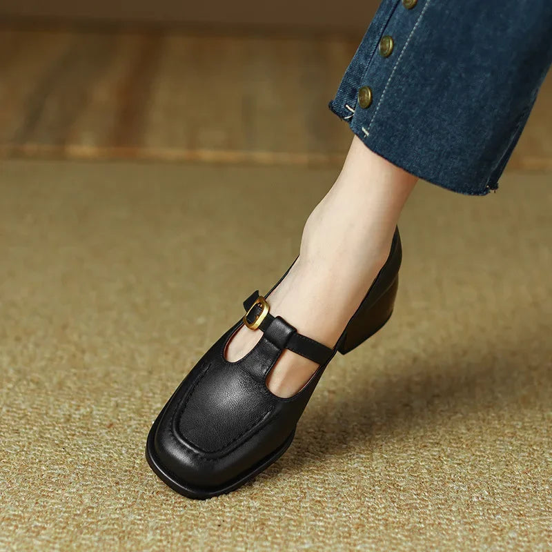 T-pántos cipő vintage stílusban Emilia – 4. kép